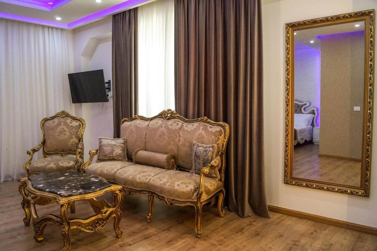 Red Hill Hotel Tirana Buitenkant foto