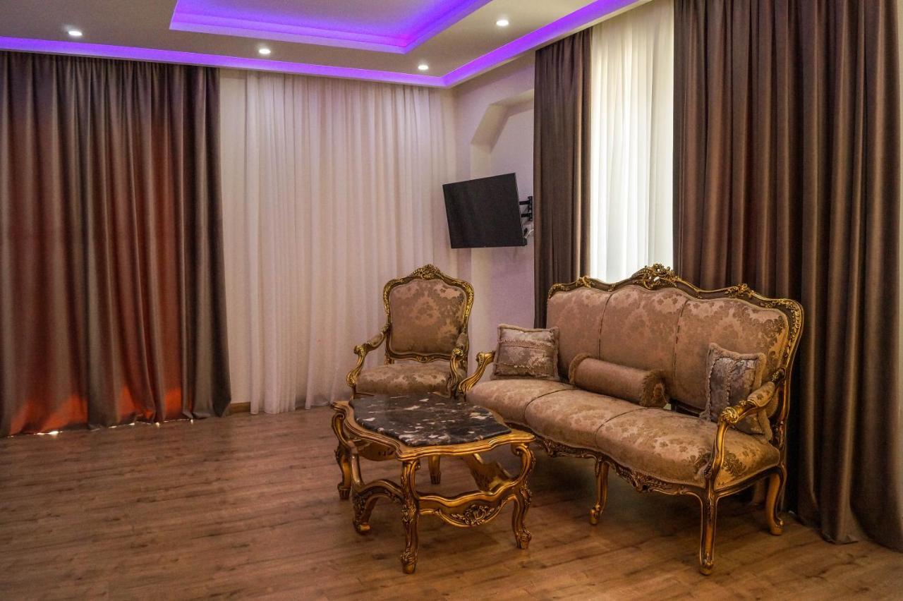 Red Hill Hotel Tirana Buitenkant foto